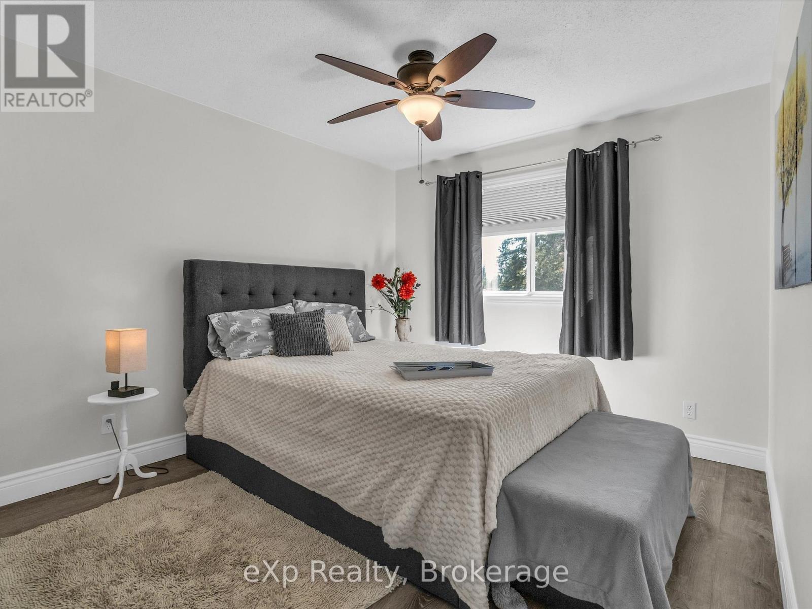 104 Meadow Heights Drive, Bracebridge, Ontario  P1L 1A4 - Photo 12 - X12233983