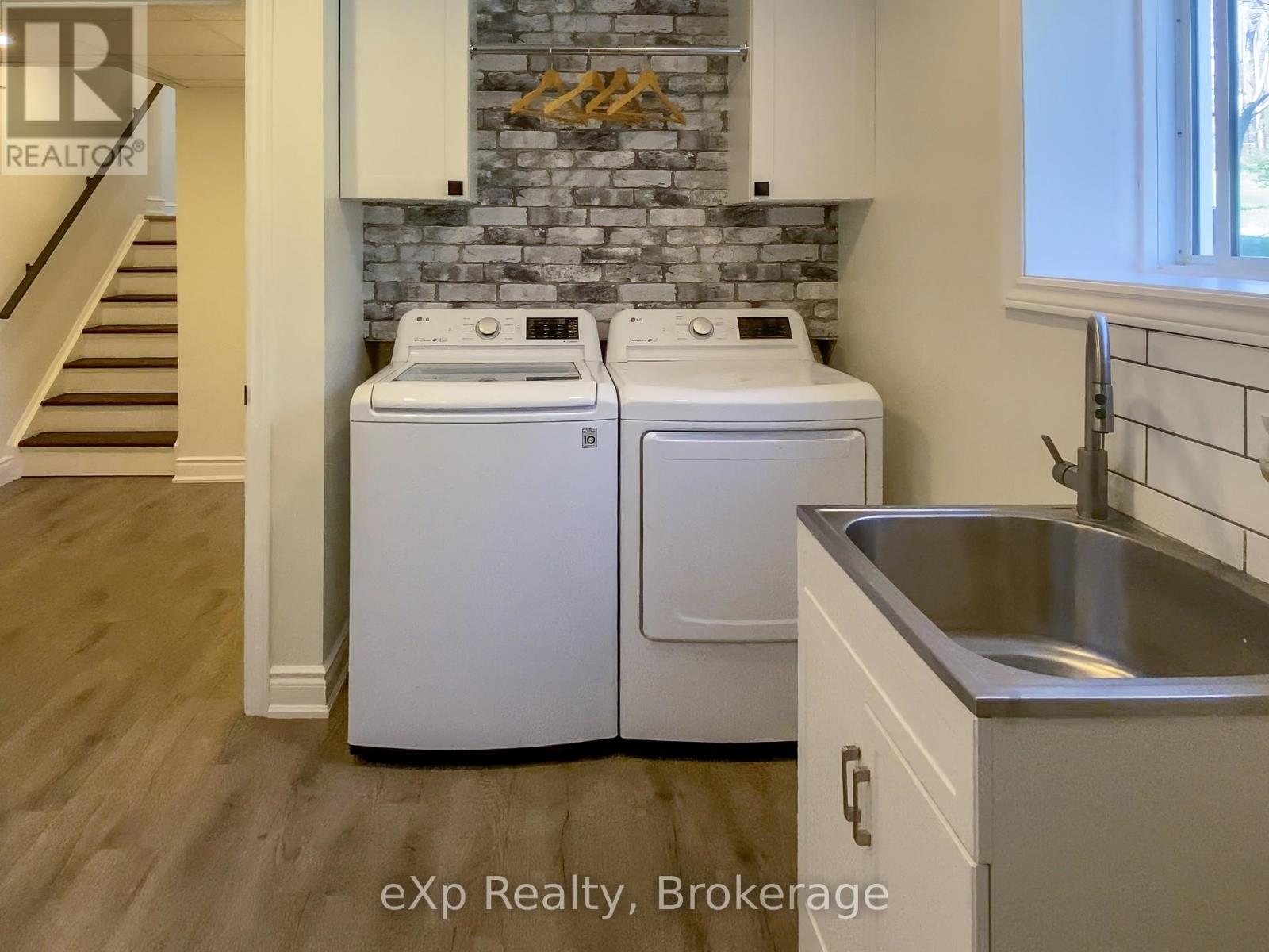 104 Meadow Heights Drive, Bracebridge, Ontario  P1L 1A4 - Photo 18 - X12233983