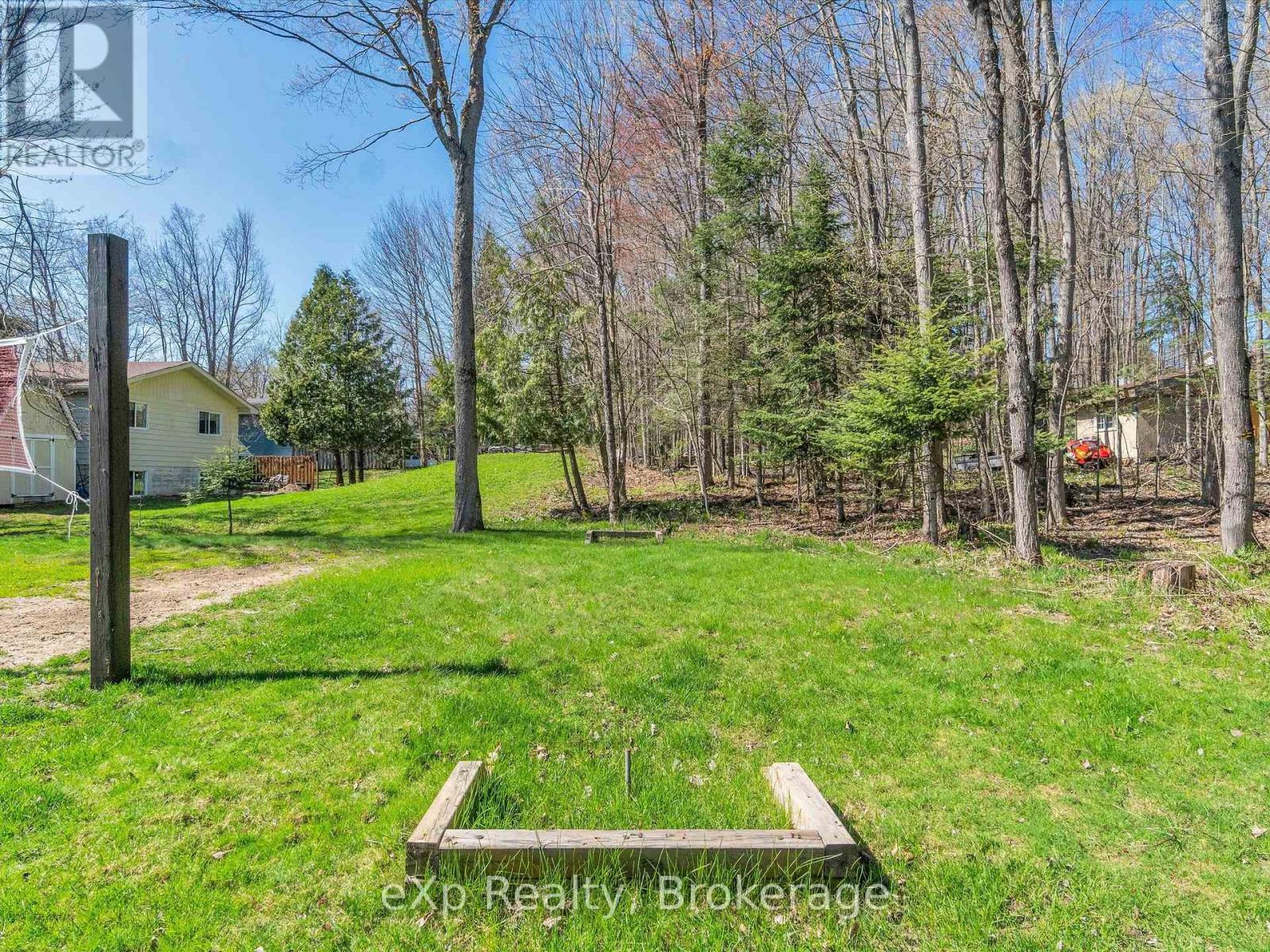 104 Meadow Heights Drive, Bracebridge, Ontario  P1L 1A4 - Photo 22 - X12233983