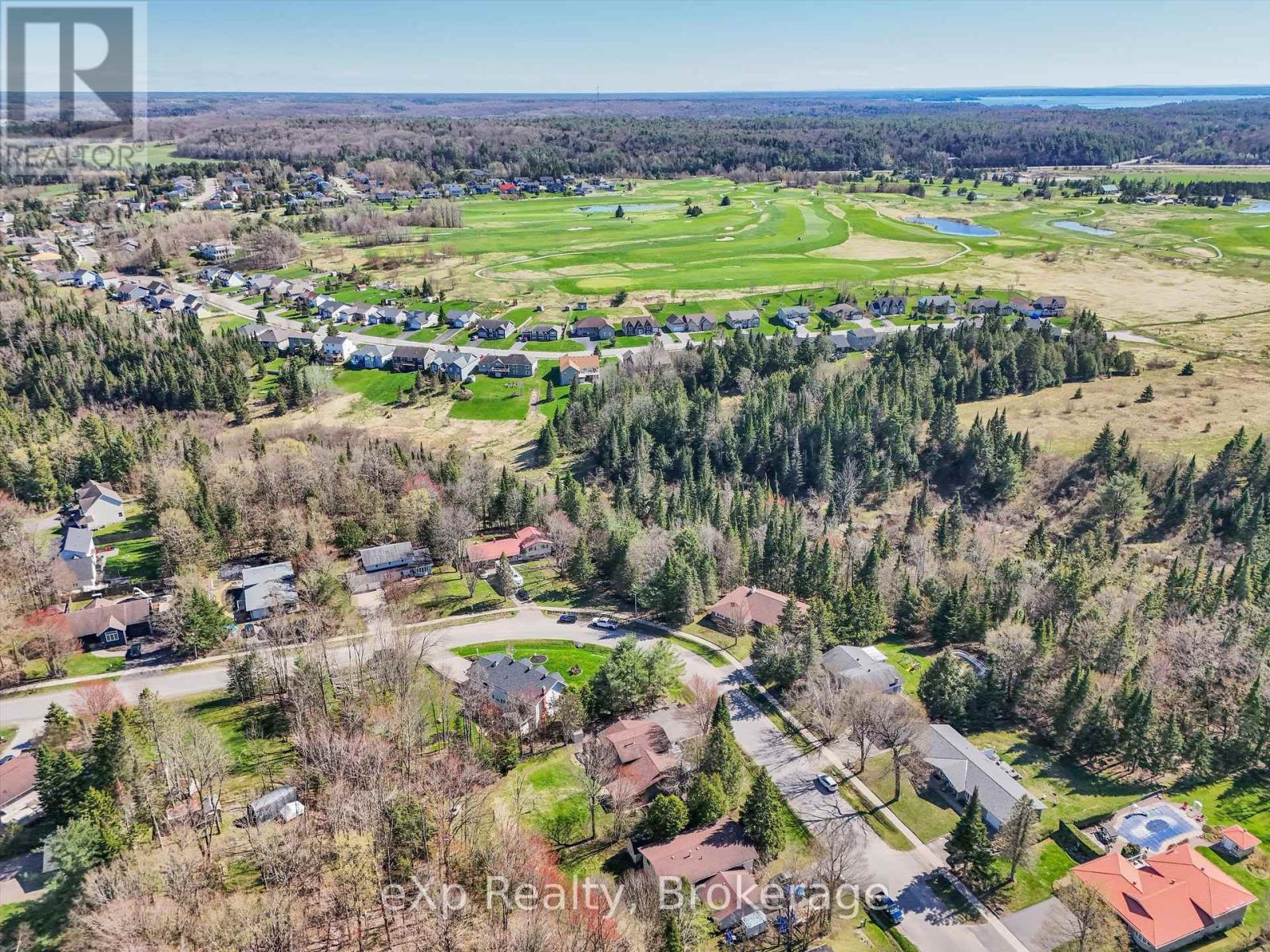 104 Meadow Heights Drive, Bracebridge, Ontario  P1L 1A4 - Photo 37 - X12233983