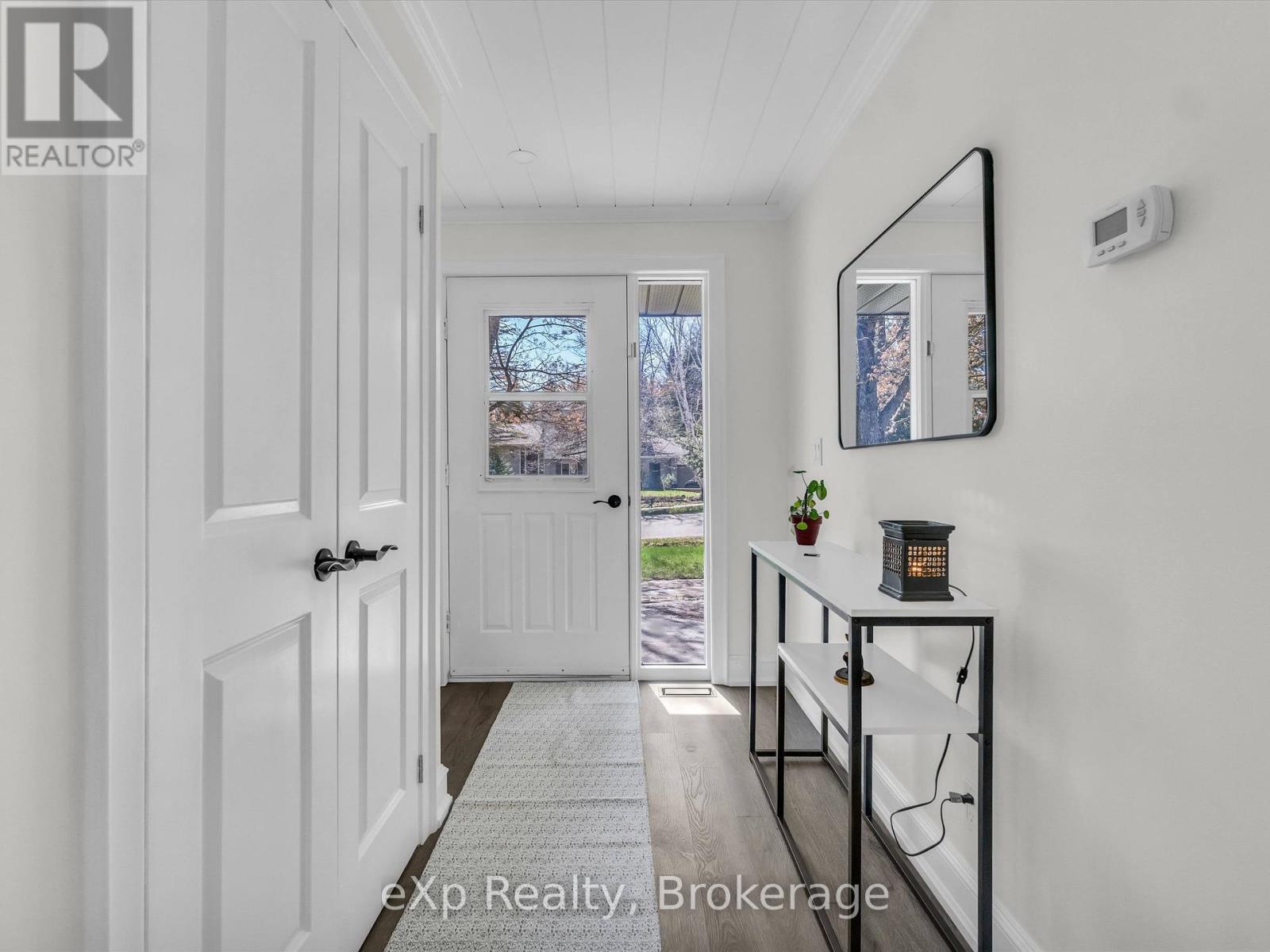 104 Meadow Heights Drive, Bracebridge, Ontario  P1L 1A4 - Photo 4 - X12233983