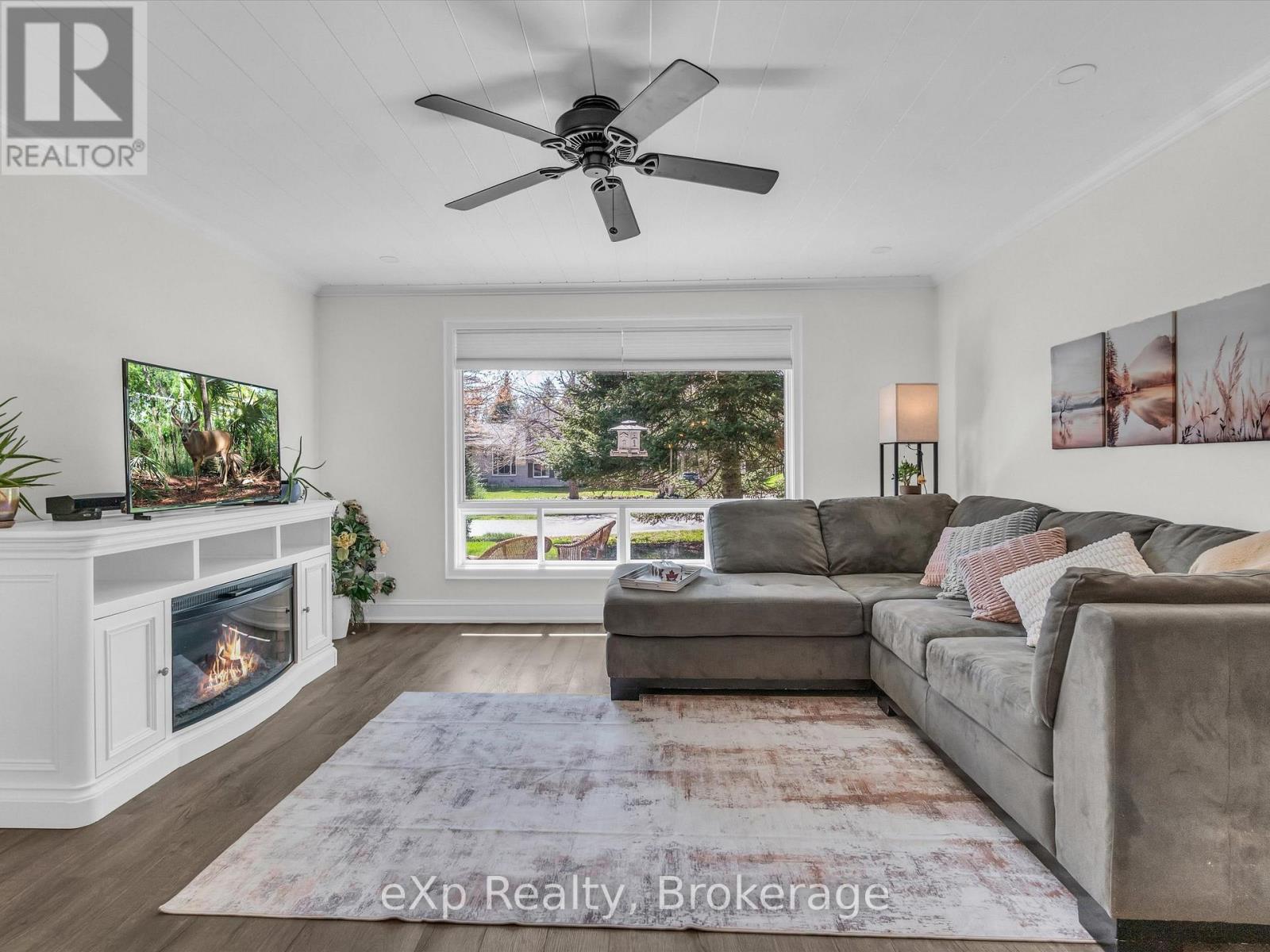 104 Meadow Heights Drive, Bracebridge, Ontario  P1L 1A4 - Photo 6 - X12233983