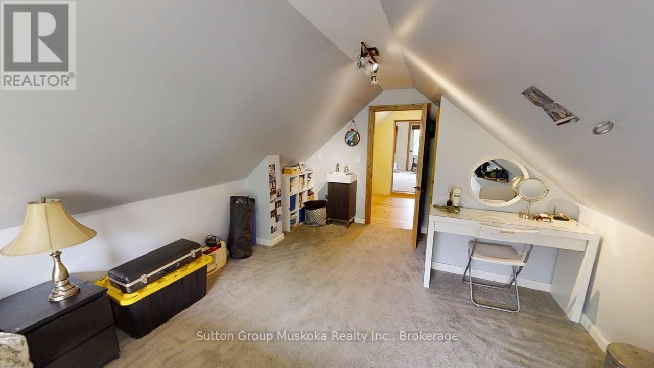27 Henry Street, Huntsville, Ontario  P1H 1V5 - Photo 22 - X12234073