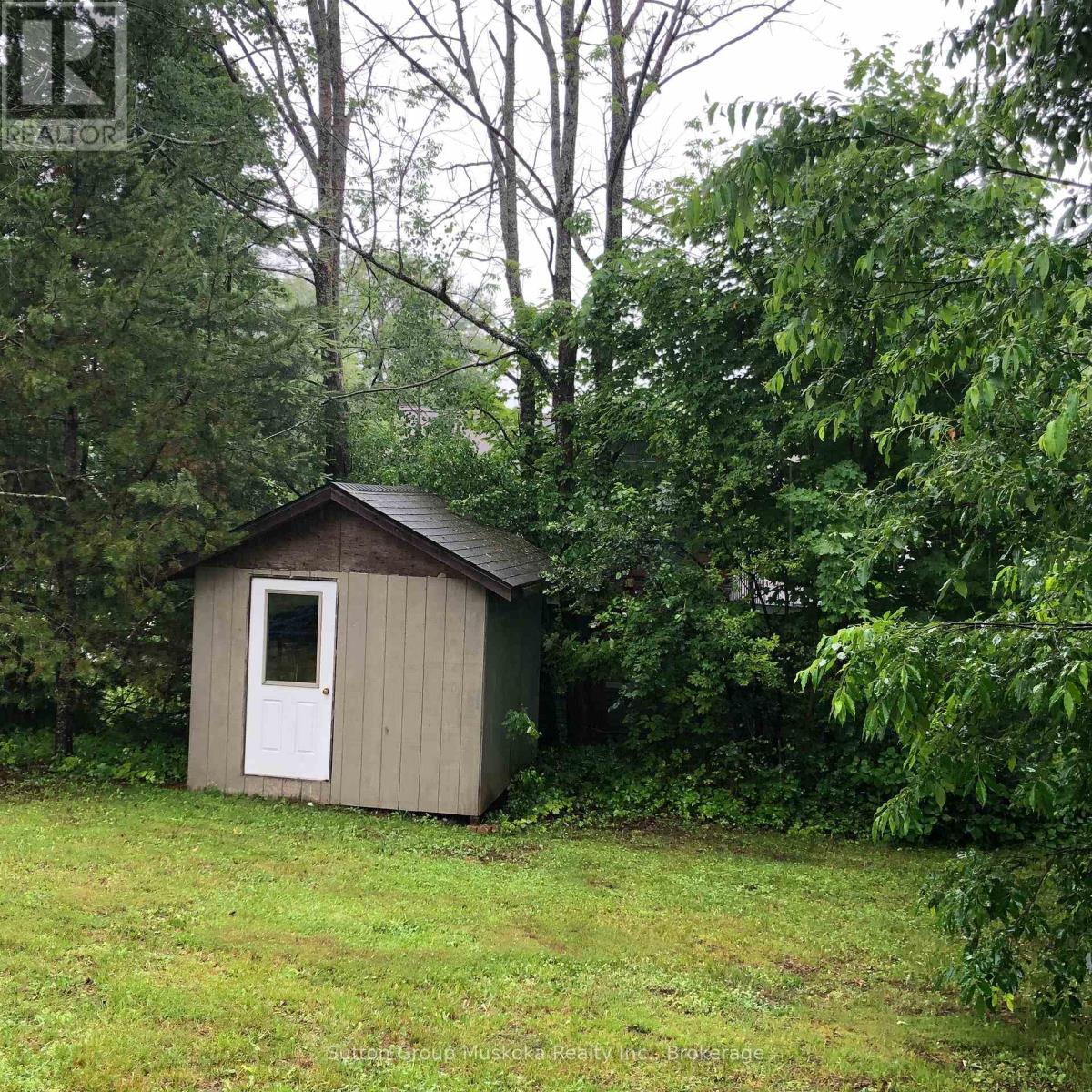 27 Henry Street, Huntsville, Ontario  P1H 1V5 - Photo 31 - X12234073