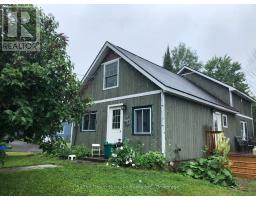 27 HENRY STREET, Huntsville, Ontario