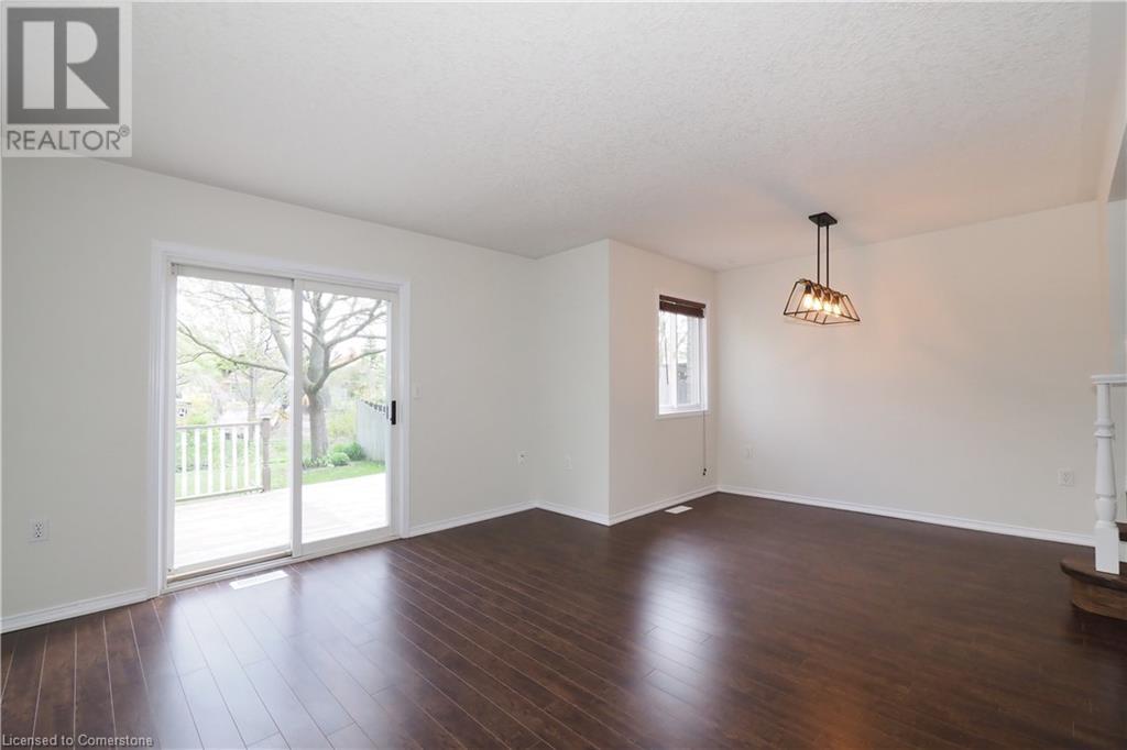 502 Mayflower Street, Waterloo, Ontario  N2K 3Y7 - Photo 12 - 40743166