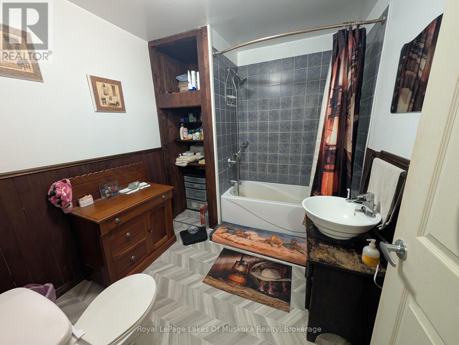 540 Hamilton Lake Road, Machar, Ontario  P0A 1X0 - Photo 6 - X12234137