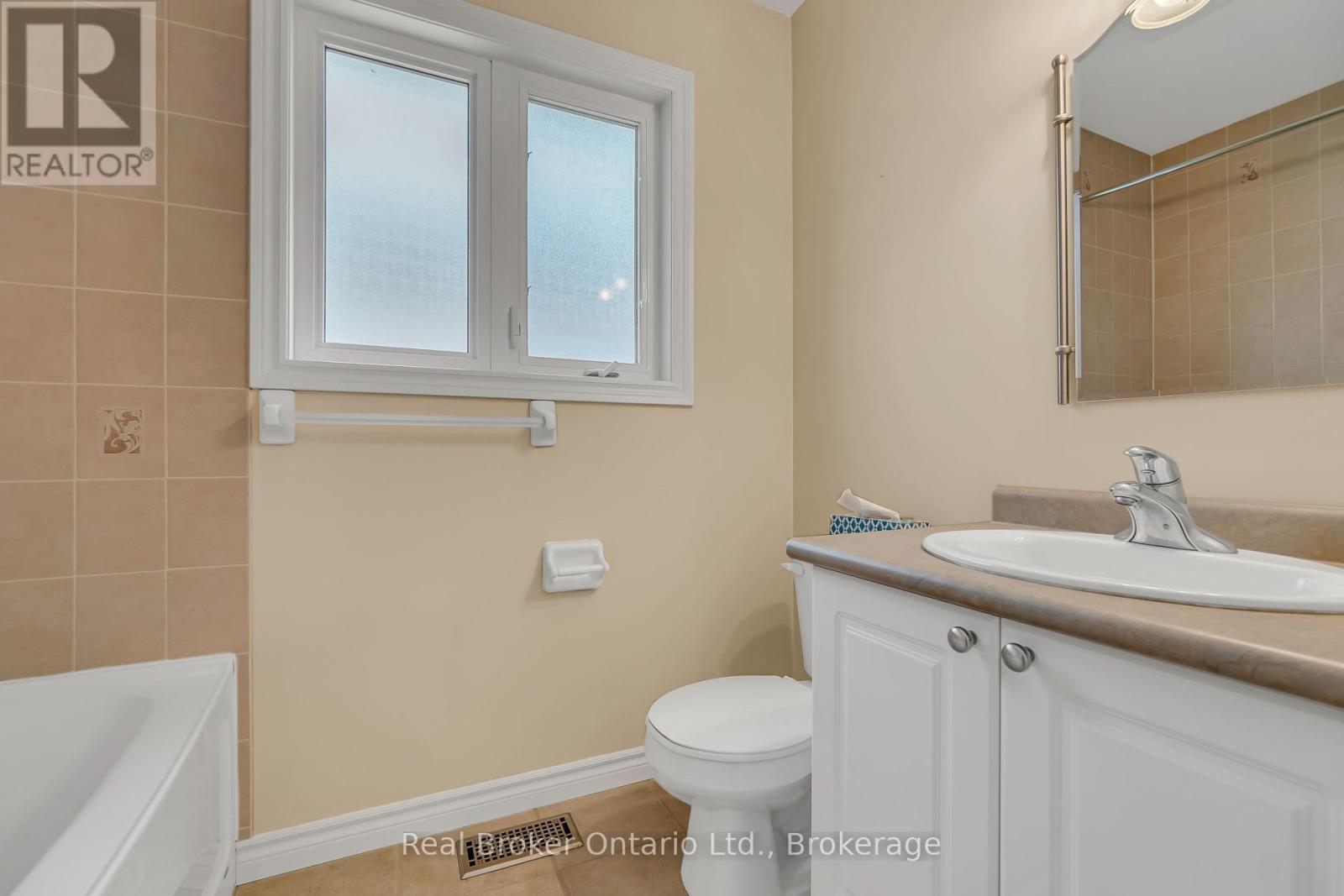 002f - 350 Doon Valley Drive, Kitchener, Ontario  N2P 2M9 - Photo 17 - X12234217