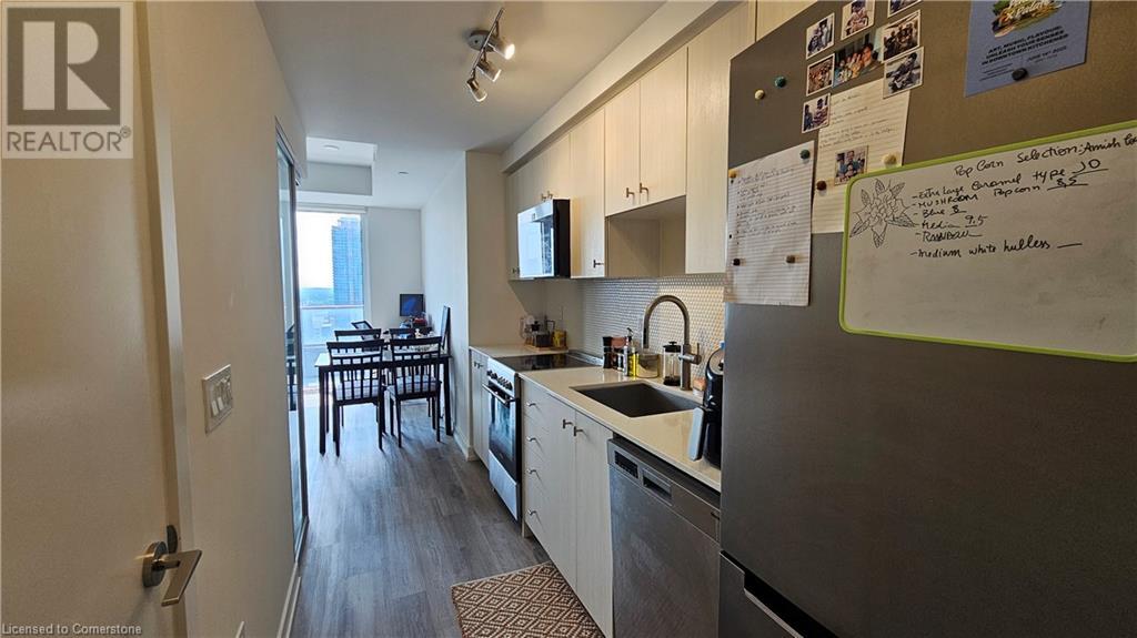 15 Wellington Street S Unit# 2403, Kitchener, Ontario  N3G 0E4 - Photo 12 - 40742656
