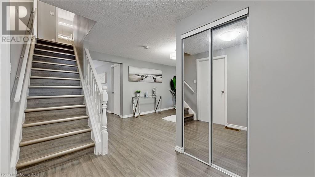 23 Briarlea Road, Guelph, Ontario  N1G 3H4 - Photo 4 - 40743308