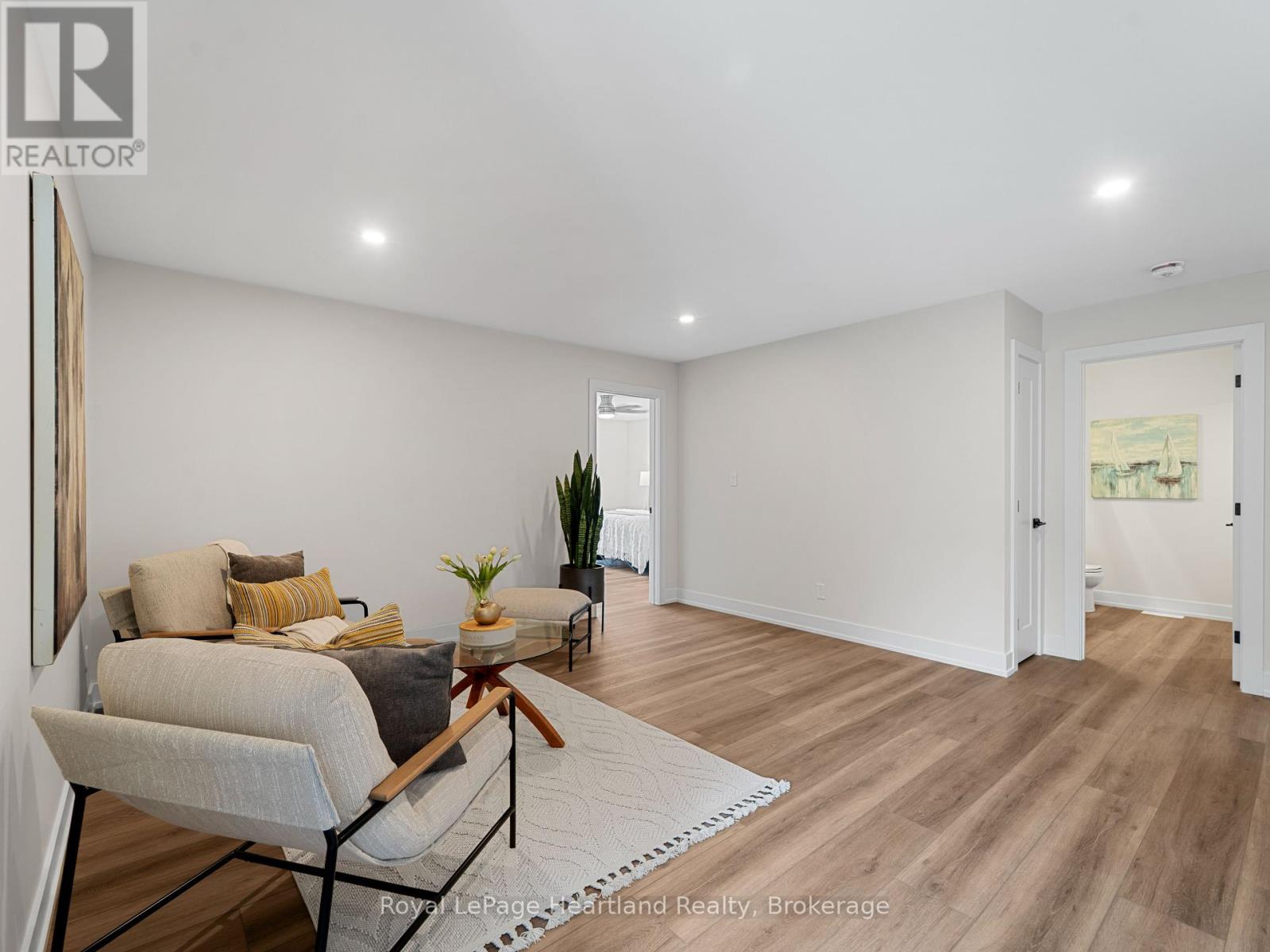 22 Roberts Street, Huron East, Ontario  N0K 1W0 - Photo 16 - X12234438