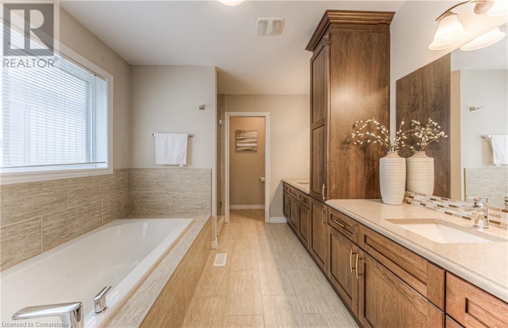 170 Eaglecrest Street, Kitchener, Ontario  N2K 0C5 - Photo 27 - 40738621