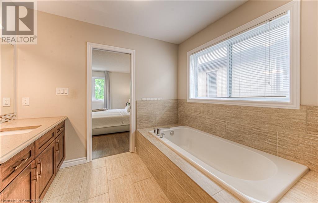 170 Eaglecrest Street, Kitchener, Ontario  N2K 0C5 - Photo 29 - 40738621