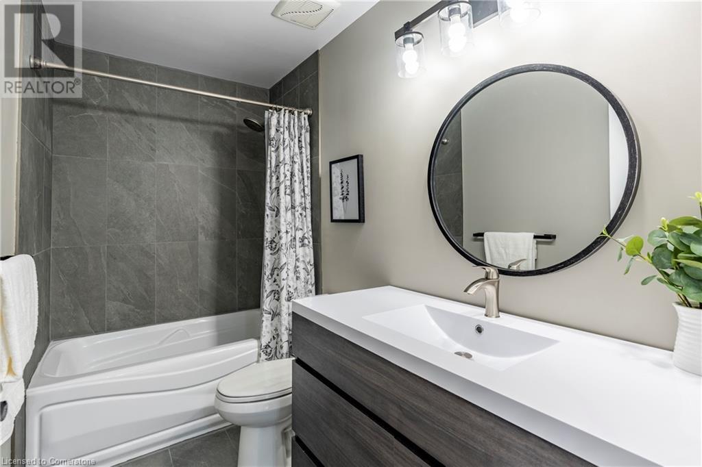 23 Greenbough Court, Kitchener, Ontario  N2N 1L8 - Photo 34 - 40743484