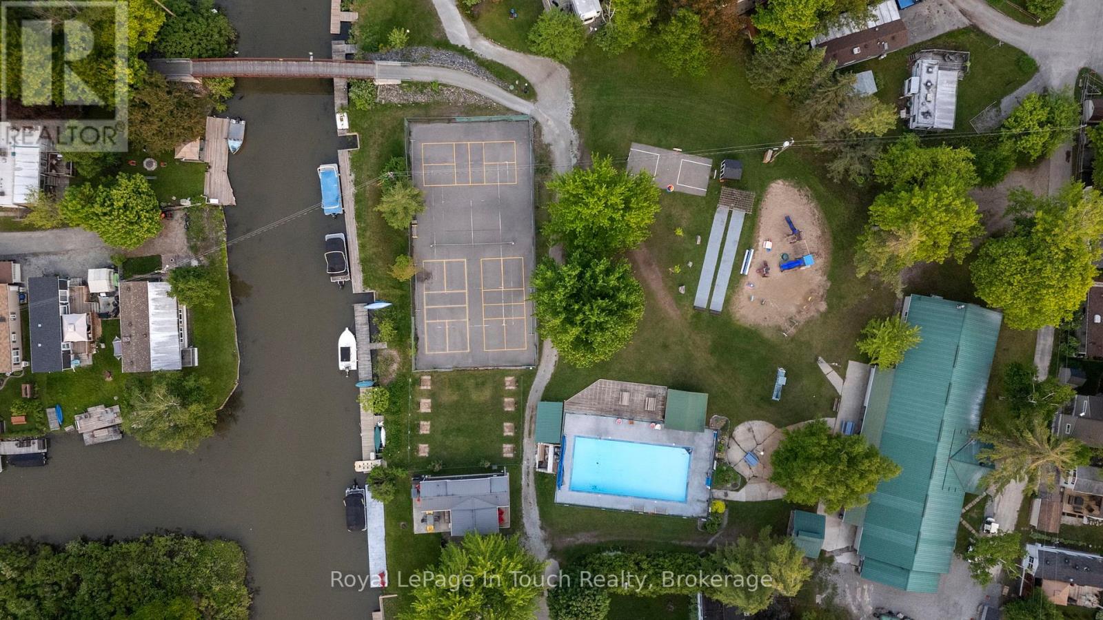 #130 - 164 Lone Pine Road, Georgian Bay, Ontario  L0K 1S0 - Photo 11 - X12234605