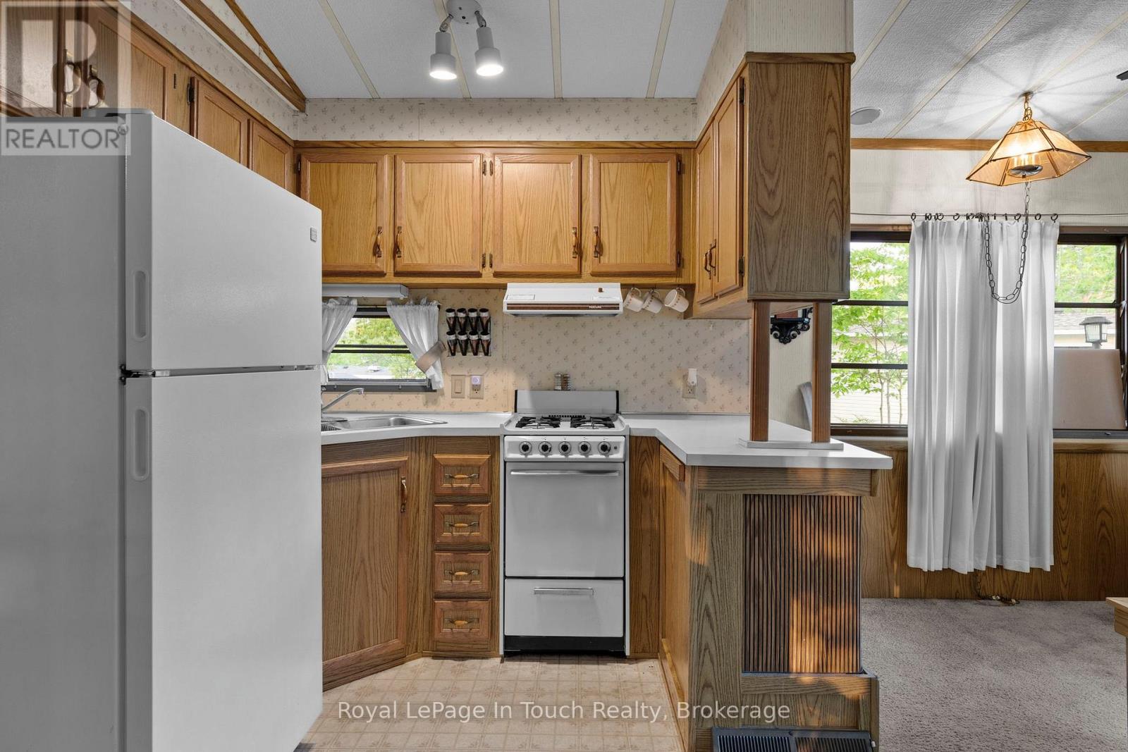 #130 - 164 Lone Pine Road, Georgian Bay, Ontario  L0K 1S0 - Photo 19 - X12234605