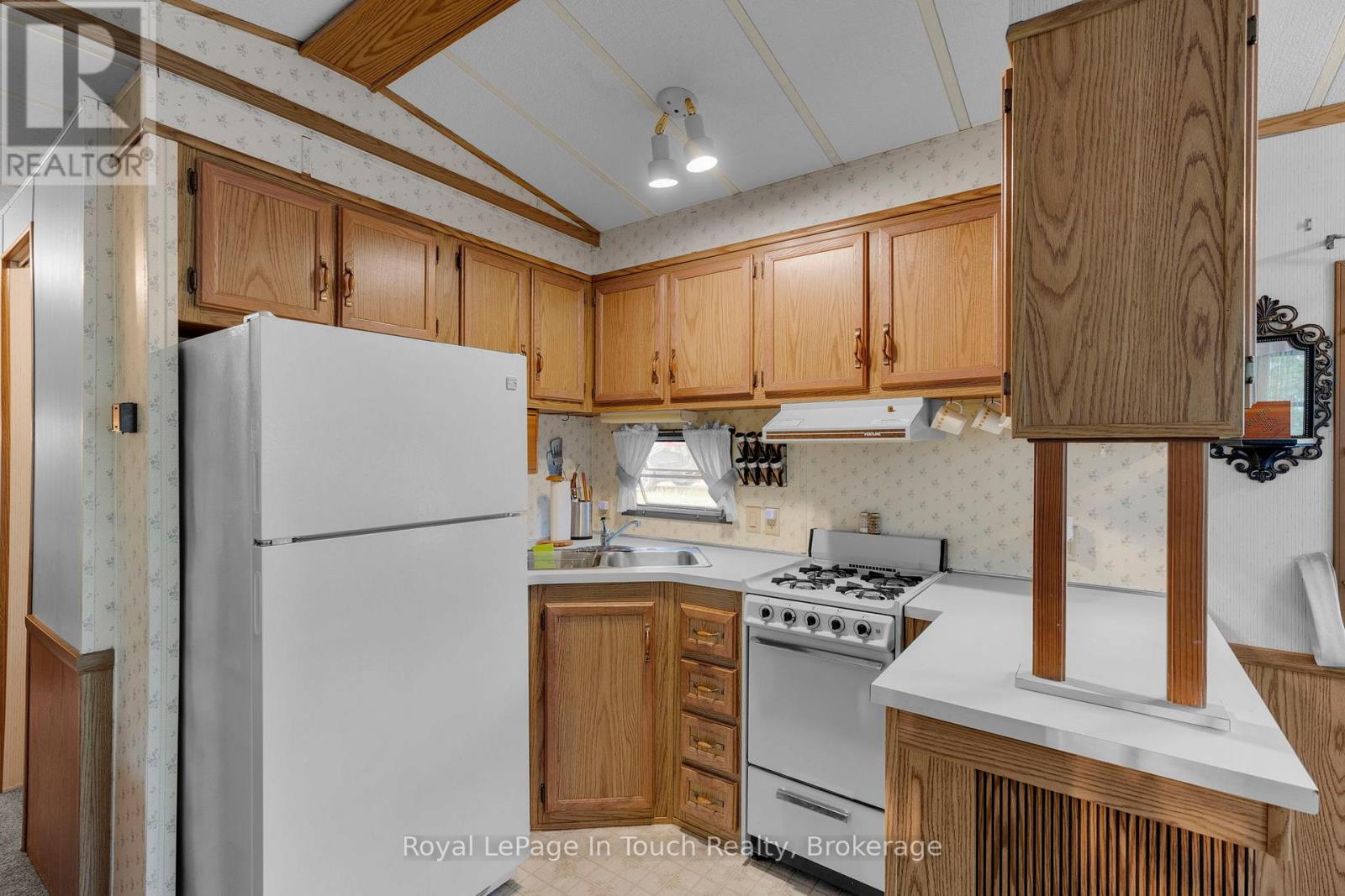 #130 - 164 Lone Pine Road, Georgian Bay, Ontario  L0K 1S0 - Photo 22 - X12234605