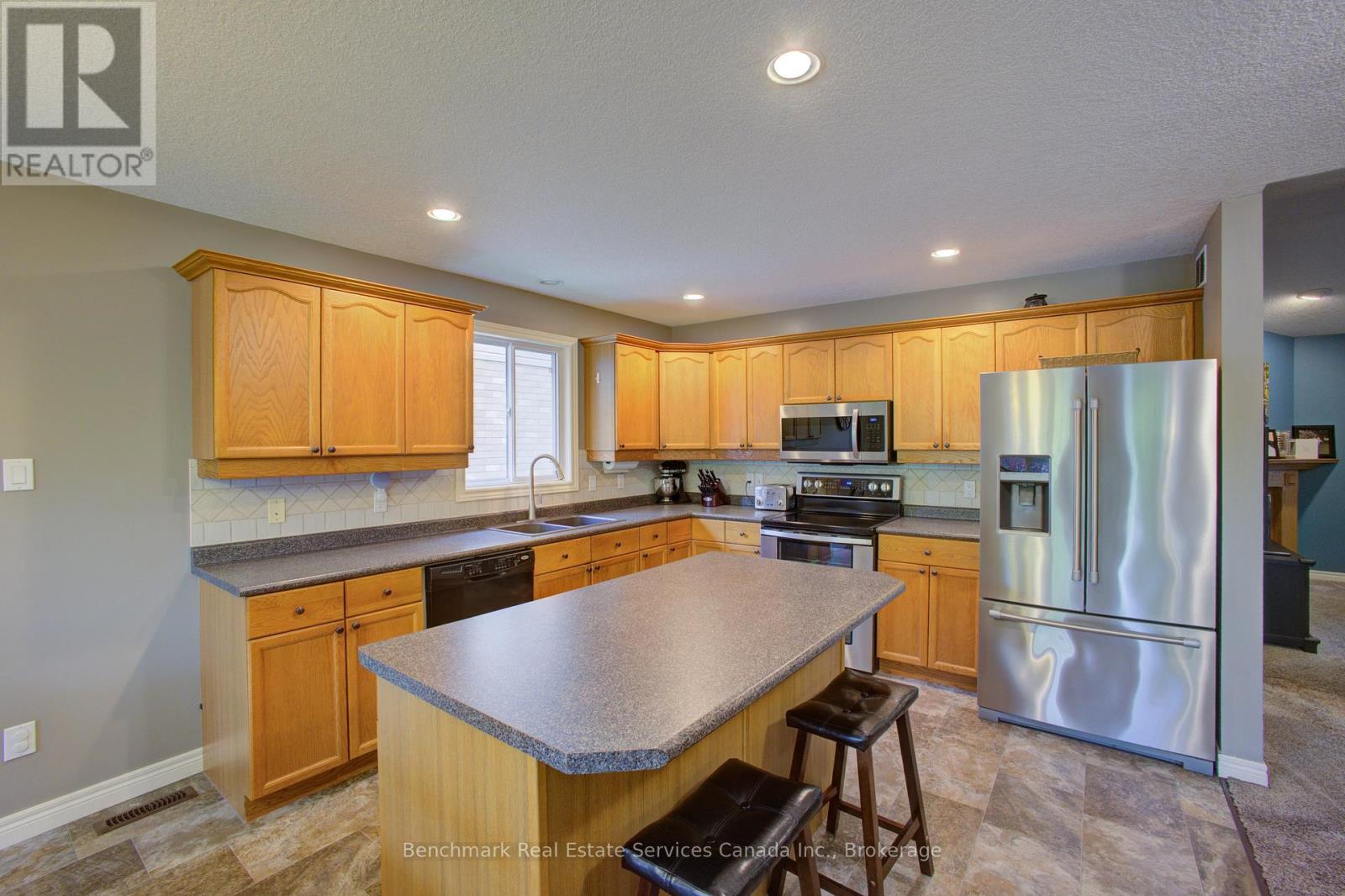 5 Oakwood Court, St. Marys, Ontario  N4X 1B2 - Photo 12 - X12234612
