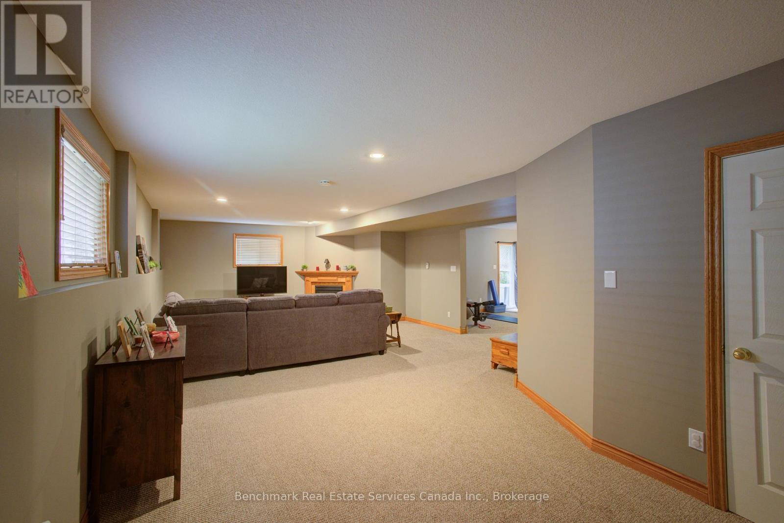 5 Oakwood Court, St. Marys, Ontario  N4X 1B2 - Photo 39 - X12234612