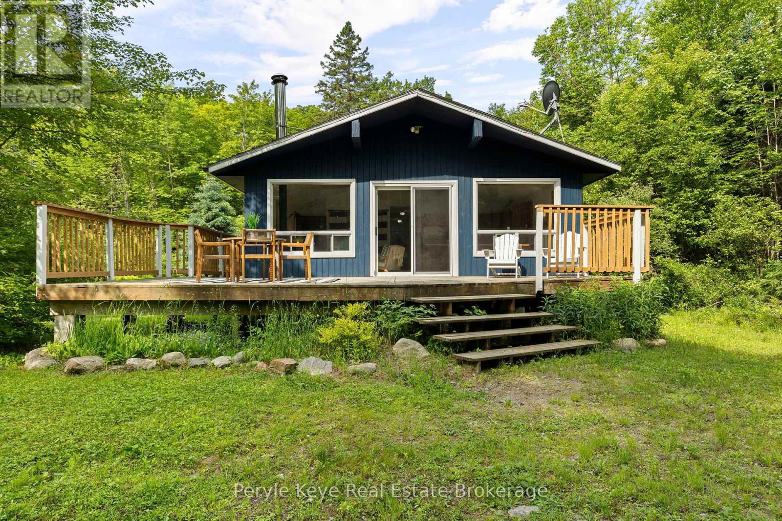 1181 Sherwood Forest Road, Bracebridge, Ontario  P1L 1X3 - Photo 3 - X12234616