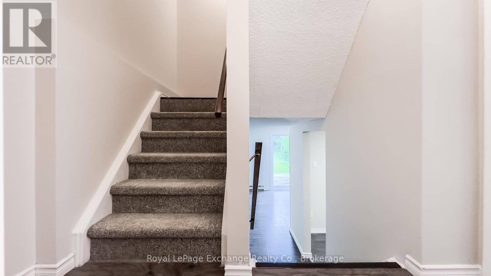 652 Hunter Street, Kincardine, Ontario  N2Z 1S1 - Photo 30 - X12234624