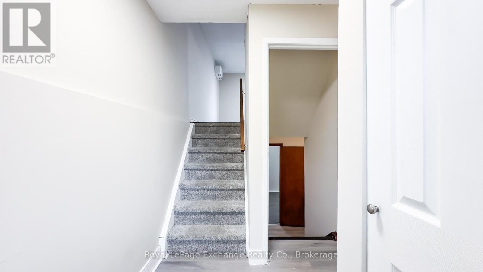 652 Hunter Street, Kincardine, Ontario  N2Z 1S1 - Photo 8 - X12234624