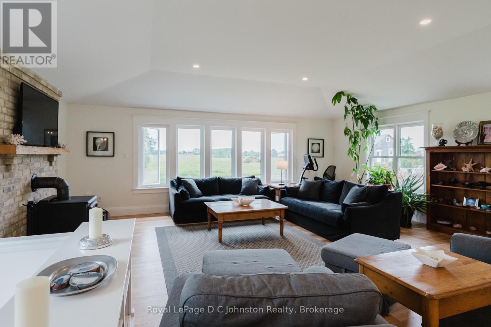1565 B Line, Arran-Elderslie, Ontario  N0H 2L0 - Photo 13 - X12234637