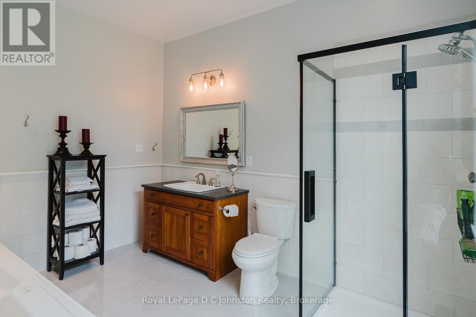 1565 B Line, Arran-Elderslie, Ontario  N0H 2L0 - Photo 19 - X12234637
