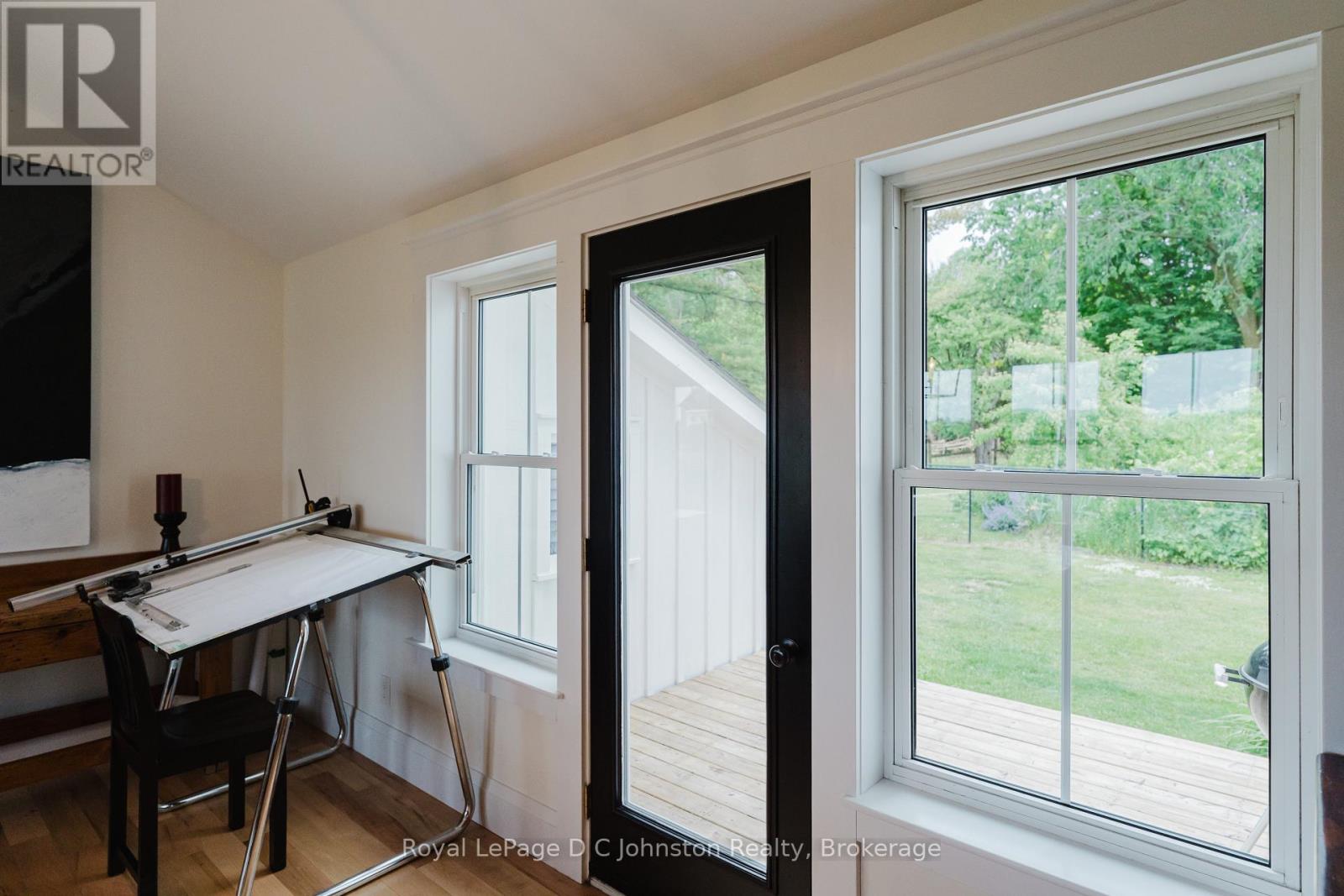 1565 B Line, Arran-Elderslie, Ontario  N0H 2L0 - Photo 9 - X12234637