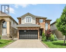 123 ARMOUR Crescent, Ancaster, Ontario