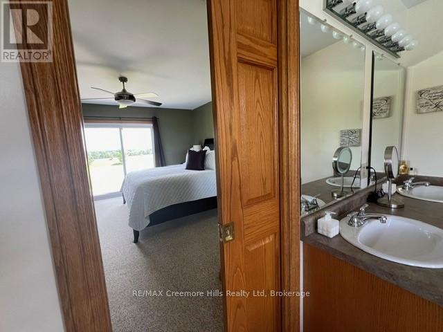 2332 Centre Line Road, Clearview, Ontario  L0M 1G0 - Photo 25 - S12234806