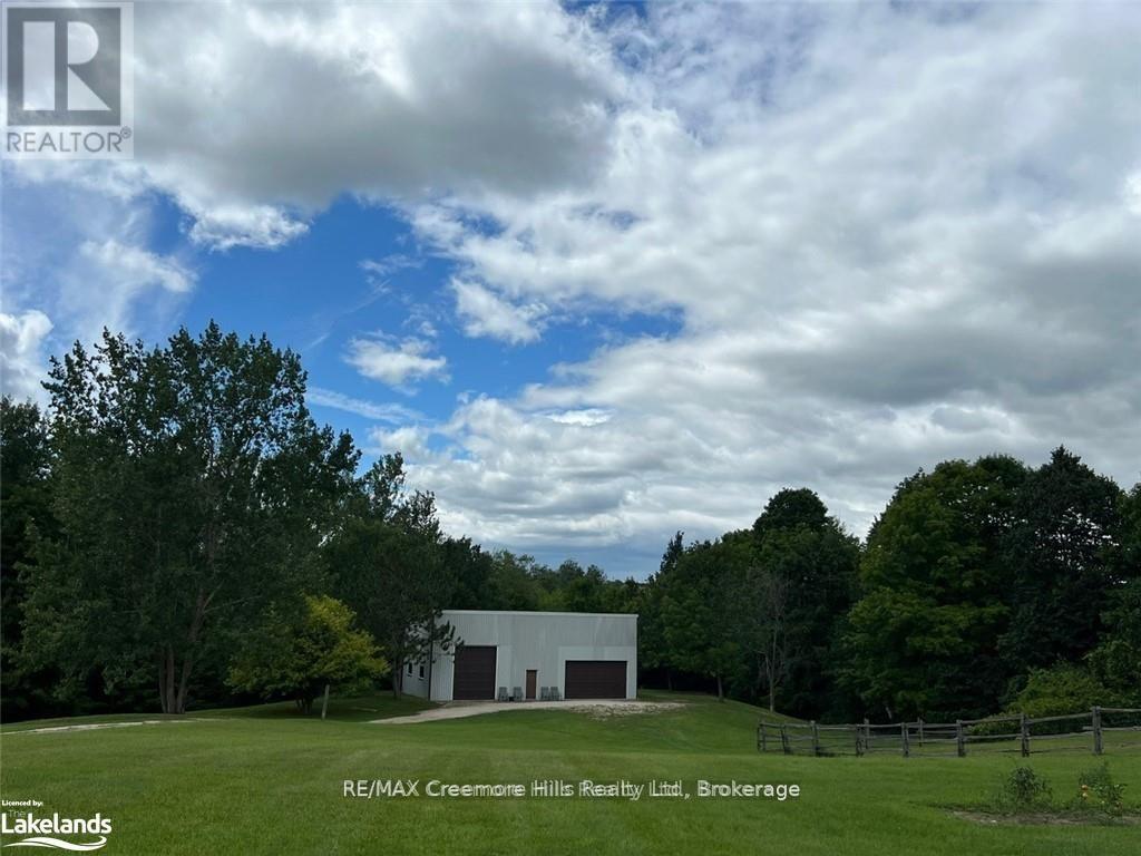 2332 Centre Line Road, Clearview, Ontario  L0M 1G0 - Photo 32 - S12234806