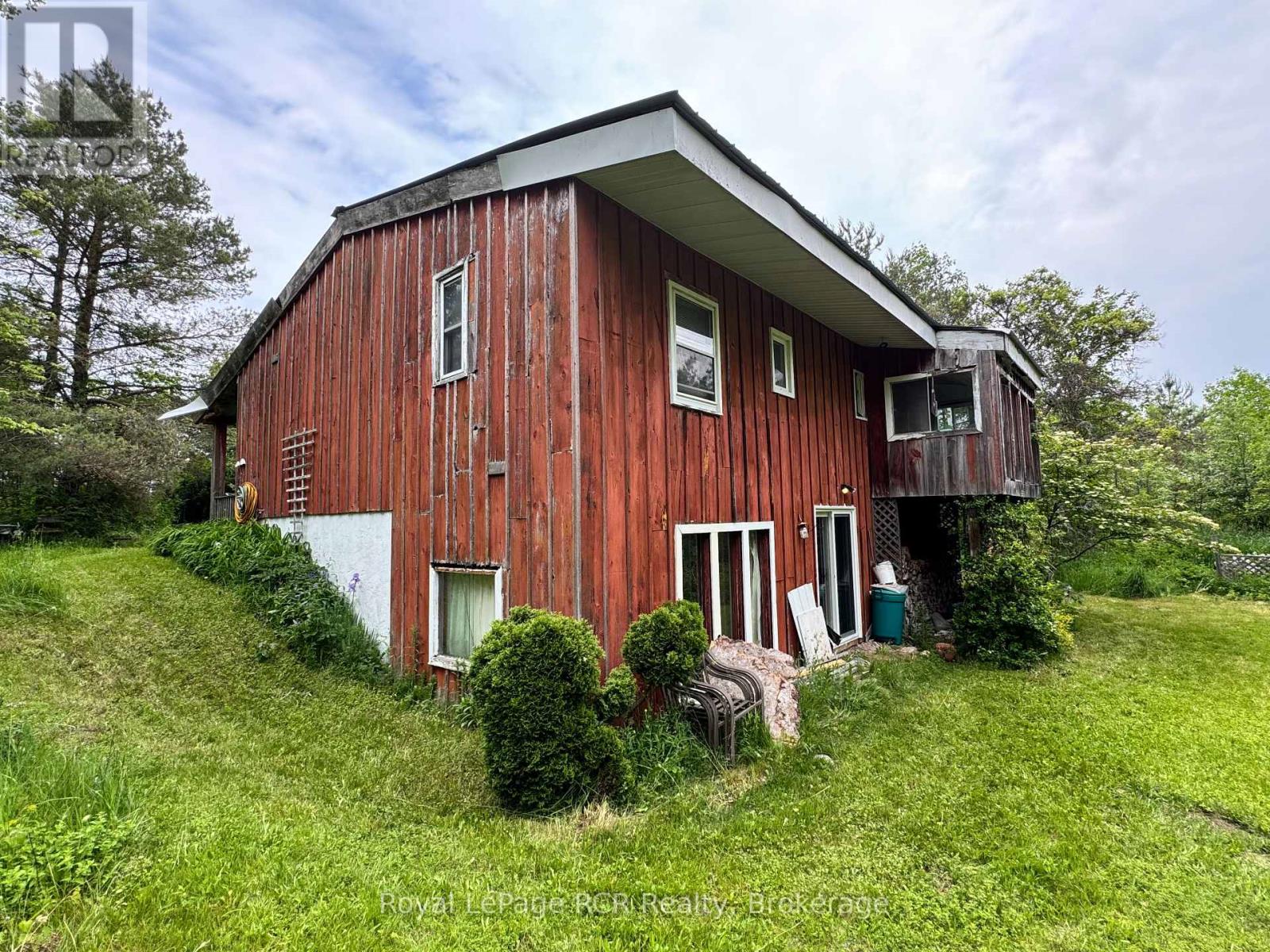 585250 Sideroad 10 A, Grey Highlands, Ontario  N0C 1H0 - Photo 4 - X12234816