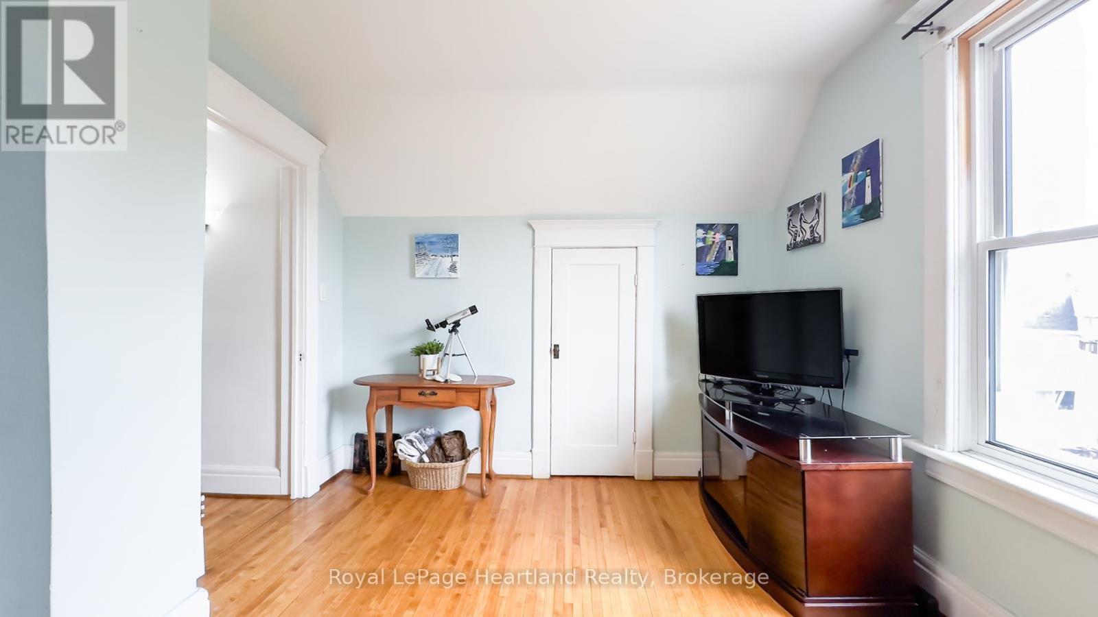 132 Elgin Avenue E, Goderich, Ontario  N7A 1K6 - Photo 27 - X12234966