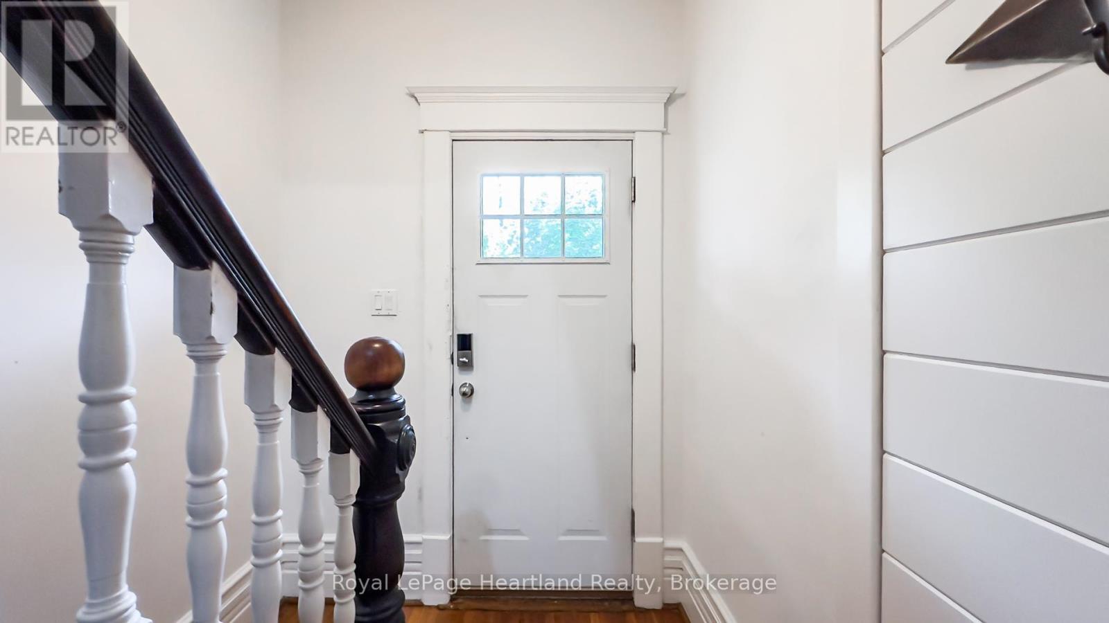 132 Elgin Avenue E, Goderich, Ontario  N7A 1K6 - Photo 3 - X12234966
