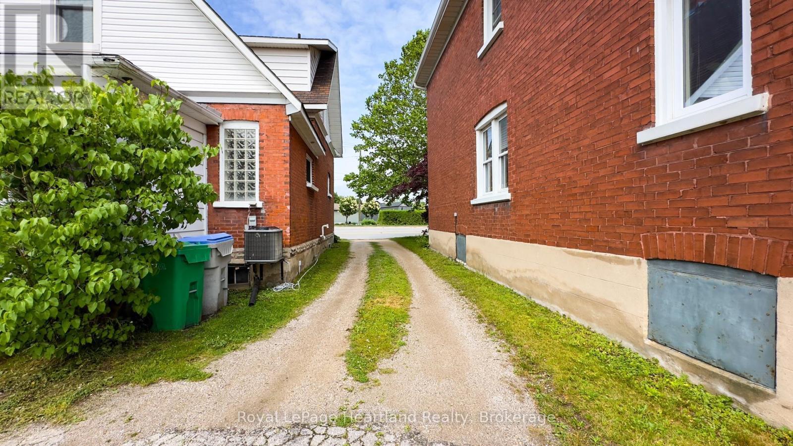 132 Elgin Avenue E, Goderich, Ontario  N7A 1K6 - Photo 46 - X12234966