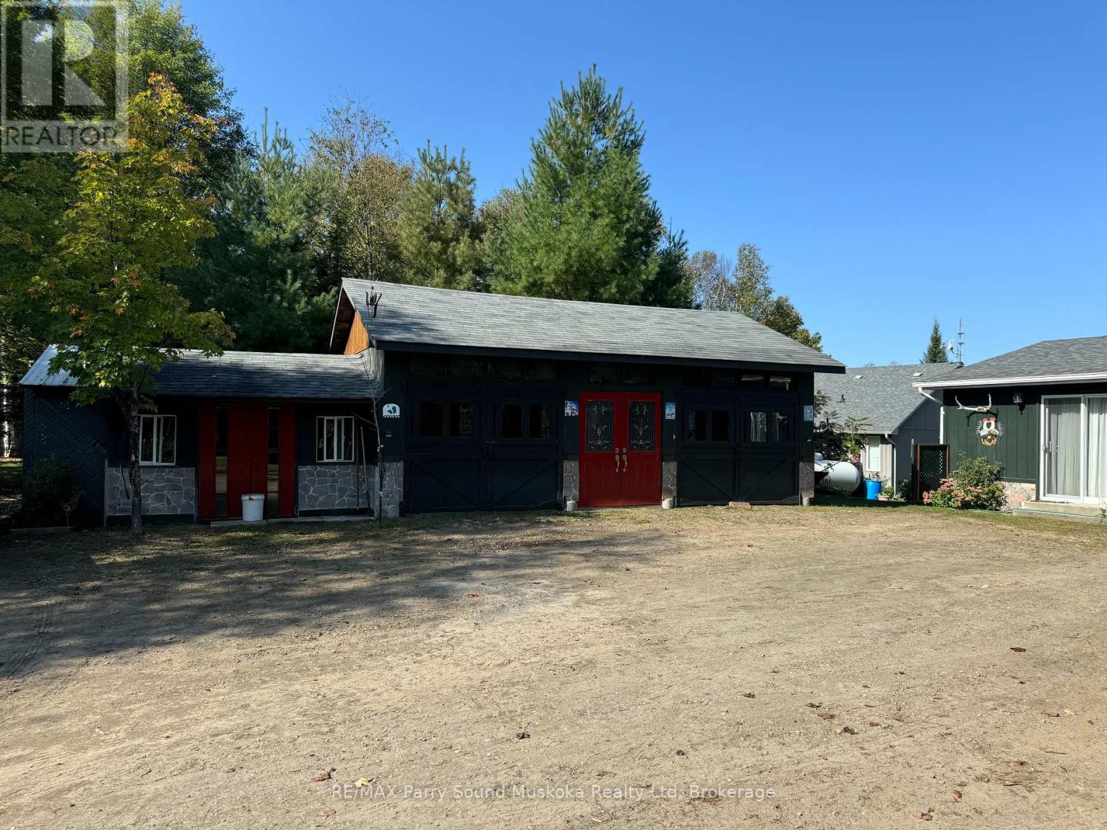 1 Gene's Court, Mckellar, Ontario  P2A 0B4 - Photo 4 - X12235139