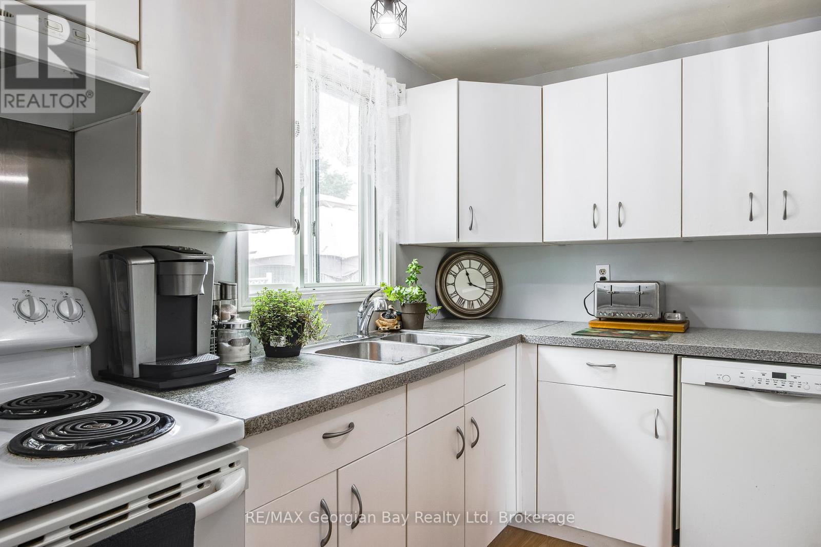 332 Galloway Boulevard, Midland, Ontario  L4R 4X6 - Photo 16 - S12235322