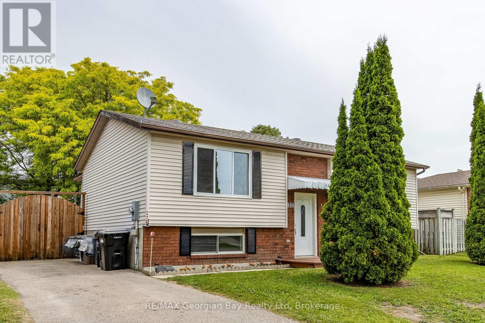 332 Galloway Boulevard, Midland, Ontario  L4R 4X6 - Photo 3 - S12235322