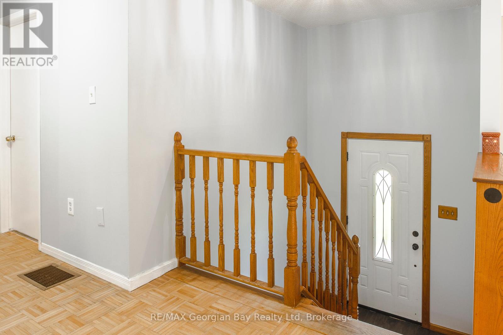 332 Galloway Boulevard, Midland, Ontario  L4R 4X6 - Photo 4 - S12235322