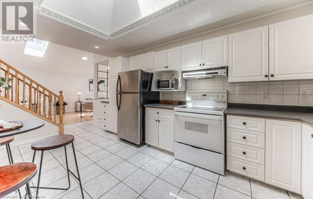 192 Dartmoor Crescent, Waterloo, Ontario  N2K 3S8 - Photo 11 - 40743491