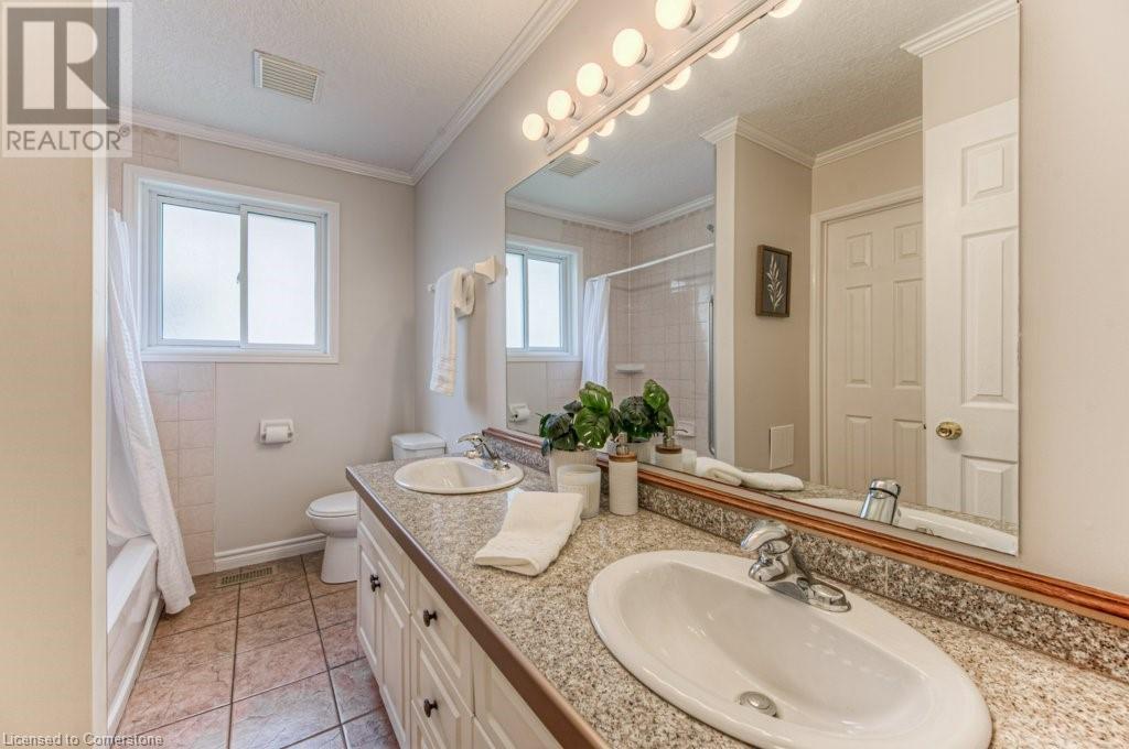 192 Dartmoor Crescent, Waterloo, Ontario  N2K 3S8 - Photo 17 - 40743491