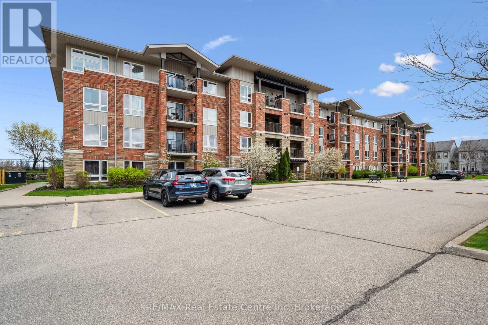 303 - 19 Waterford Drive, Guelph, Ontario  N1L 0G8 - Photo 2 - X12235198