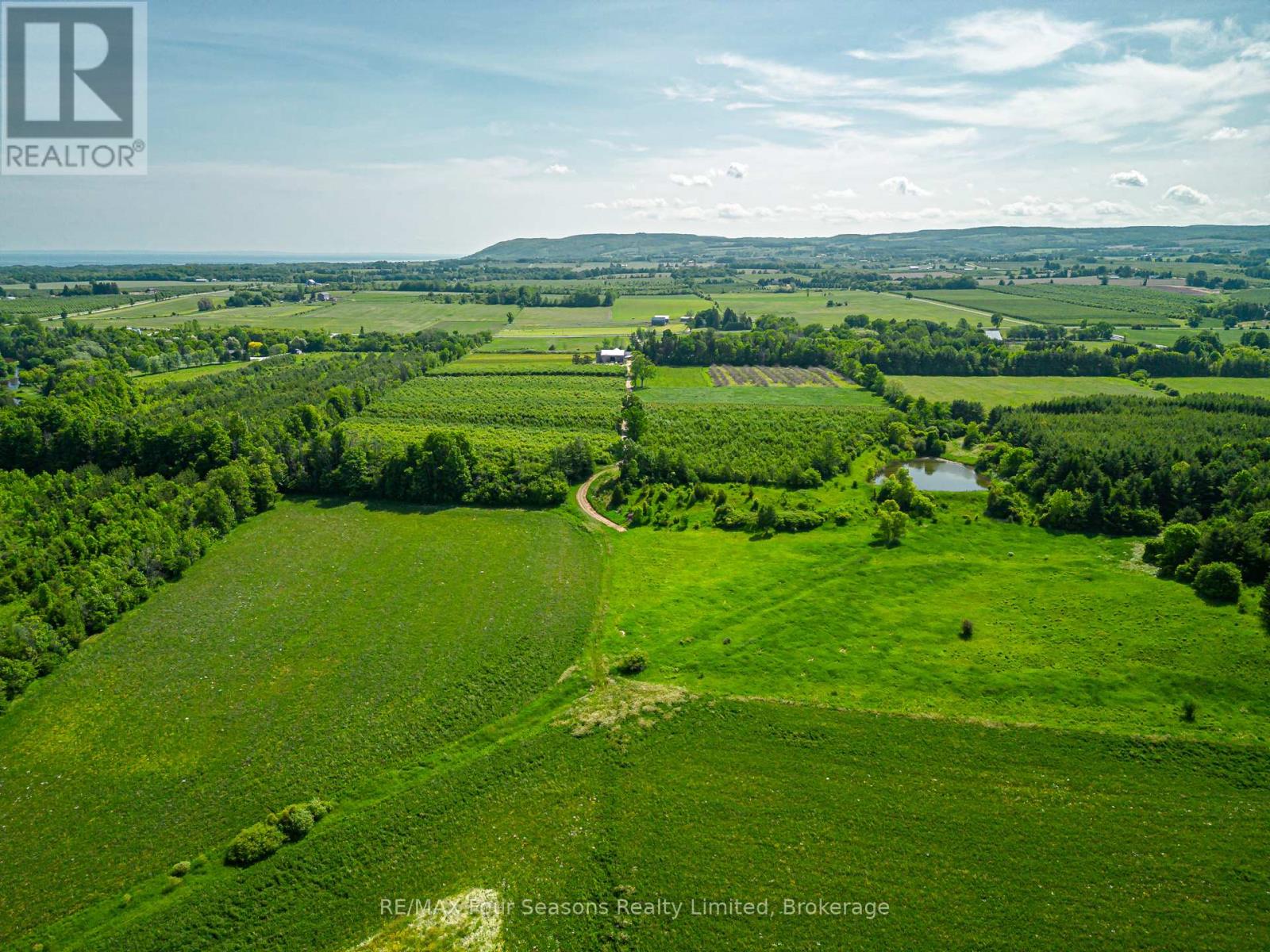 416476 10th Line S, Blue Mountains, Ontario  N0H 1J0 - Photo 46 - X12235249