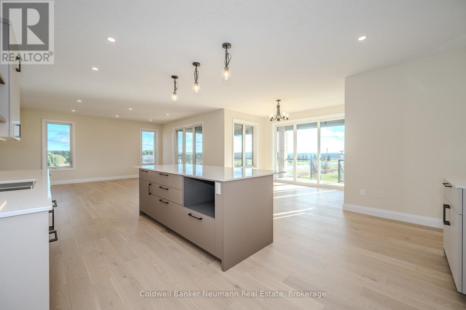 10 Broughton Street, Erin, Ontario  N1H 0B7 - Photo 14 - X12235259