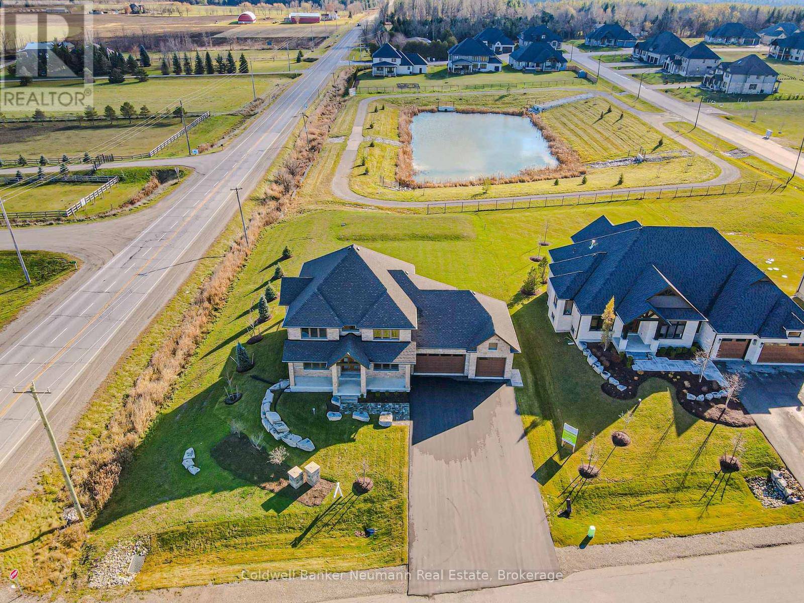 10 Broughton Street, Erin, Ontario  N1H 0B7 - Photo 42 - X12235259