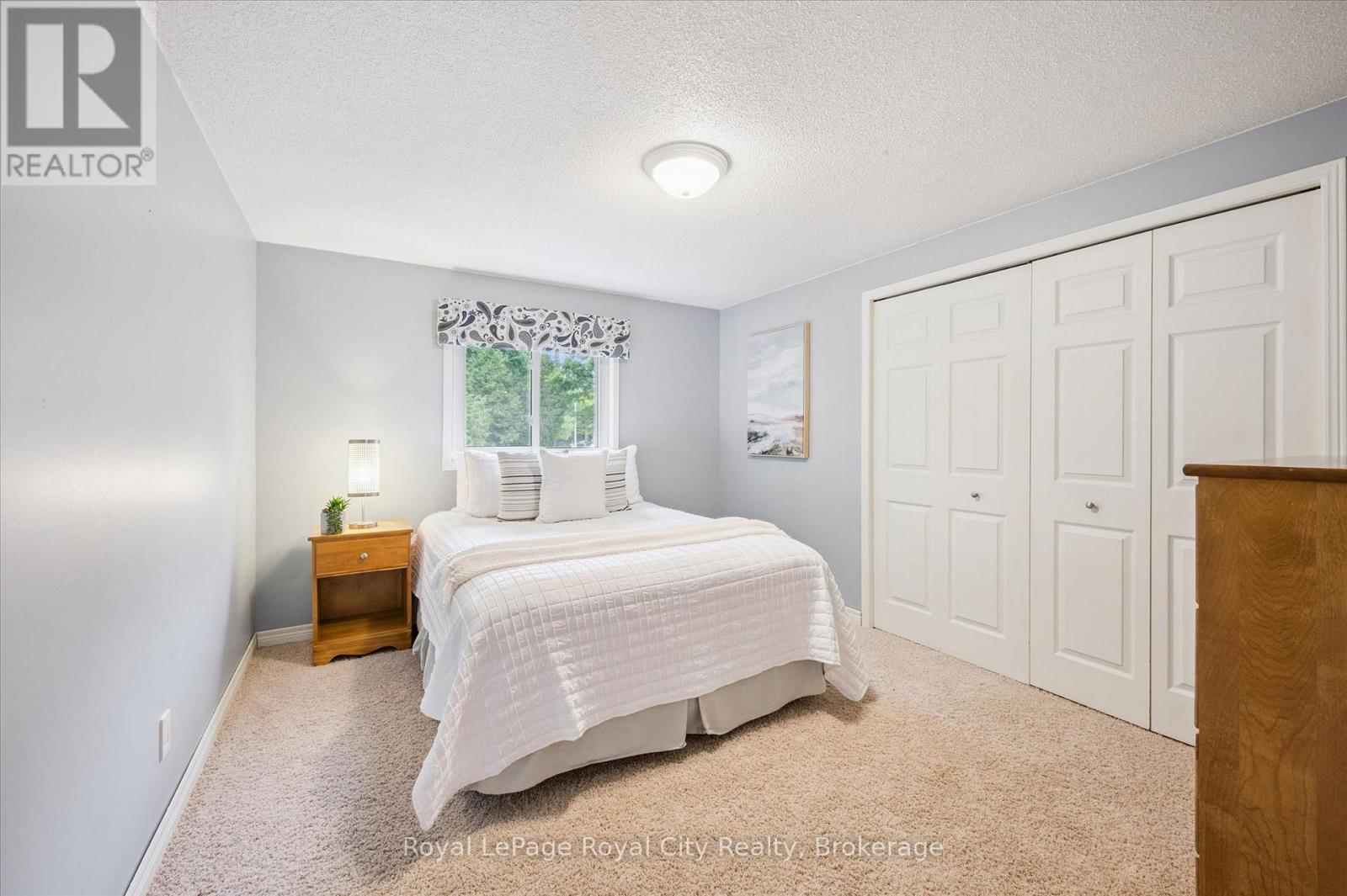 8 Youngman Drive, Guelph, Ontario  N1G 4M2 - Photo 19 - X12235308