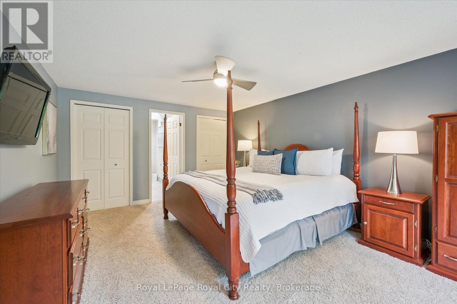 8 Youngman Drive, Guelph, Ontario  N1G 4M2 - Photo 25 - X12235308