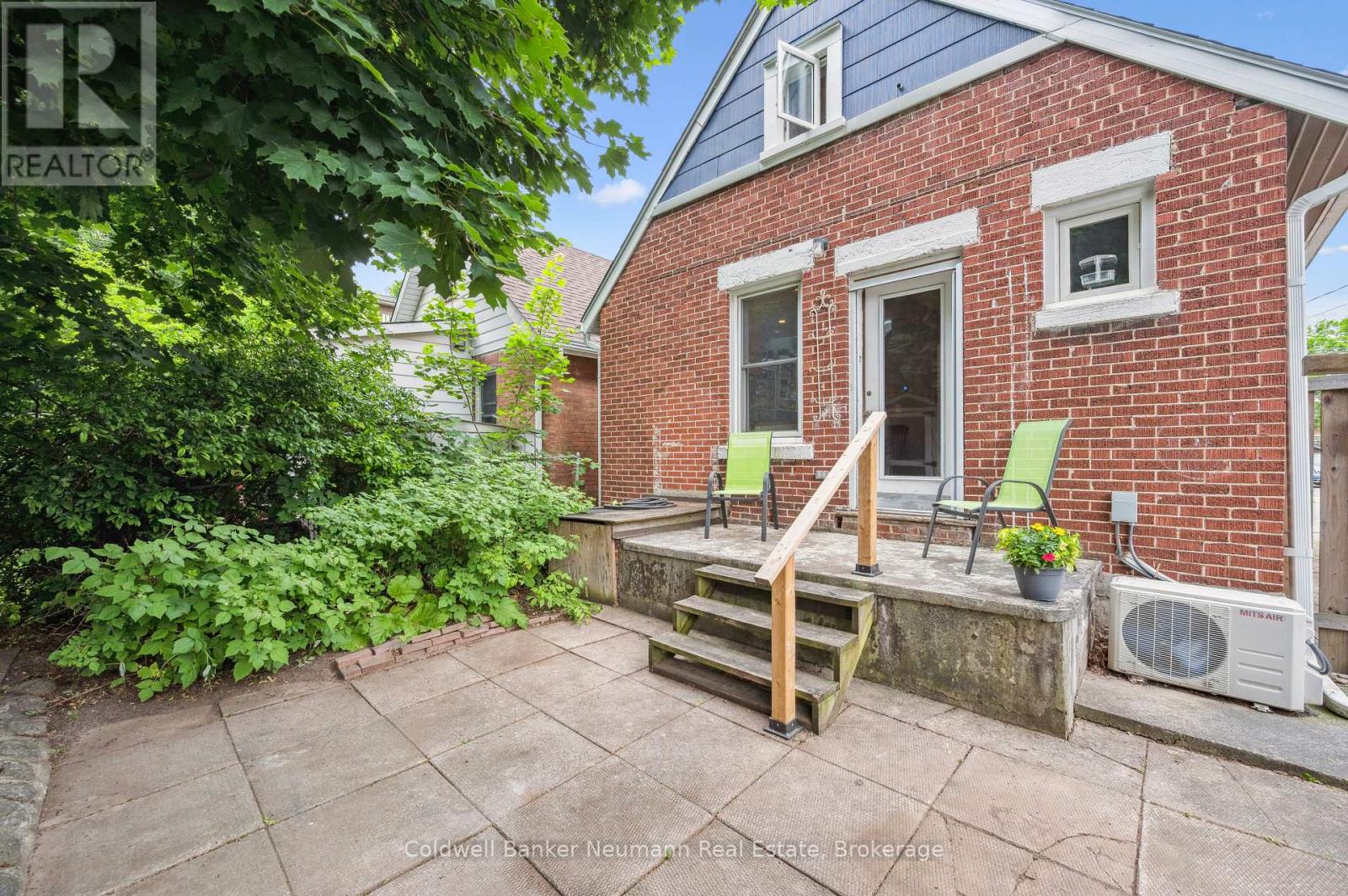 136 Kingsmill Avenue, Guelph, Ontario  N1E 5W2 - Photo 30 - X12235343
