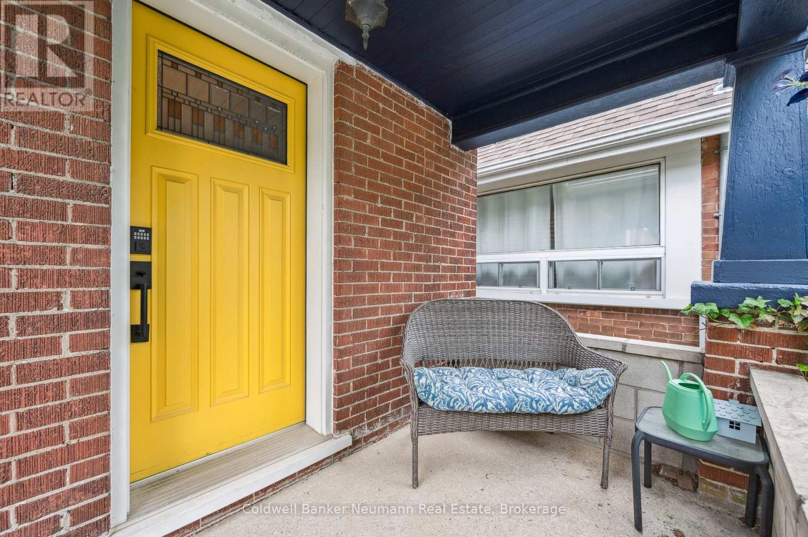 136 Kingsmill Avenue, Guelph, Ontario  N1E 5W2 - Photo 7 - X12235343